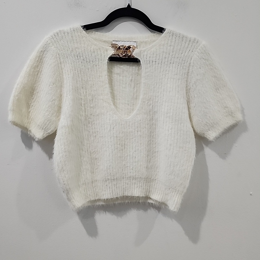 YllW The Label Fuzzy Top